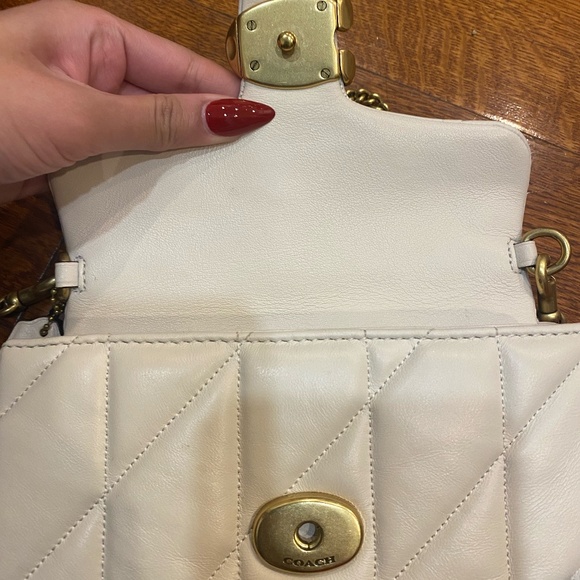 Tabby Crossbody Wristlet With Pillow Quilting - Picture 12 of 15